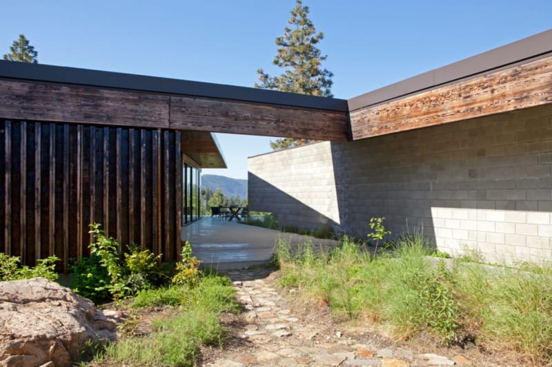 Friesen Wong House, Canada by D'Arcy Jones Architects